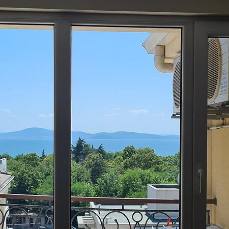 Flora Beach Private Lejlighedshotel Pomorie Eksteriør billede