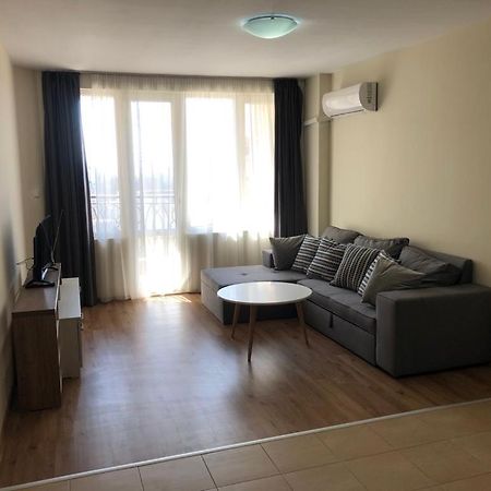 Flora Beach Private Lejlighedshotel Pomorie Eksteriør billede